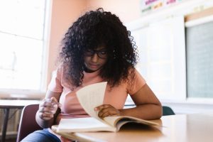 Tutoring or Custom Writing: What Is It That You Should Choose?